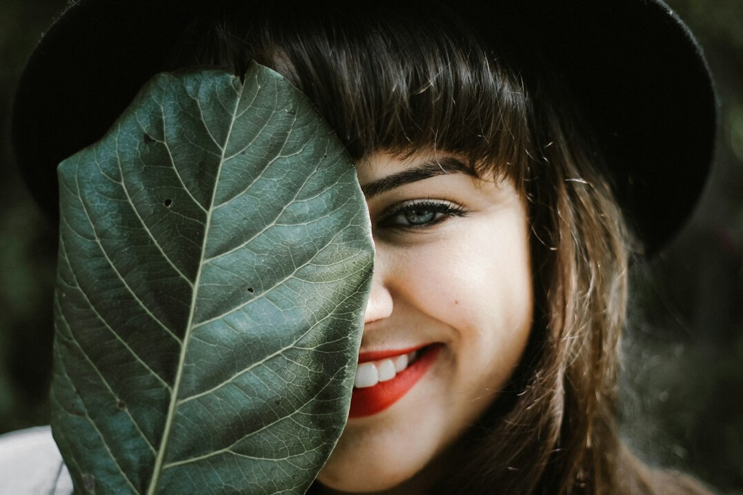 Portrait of a smiling woman